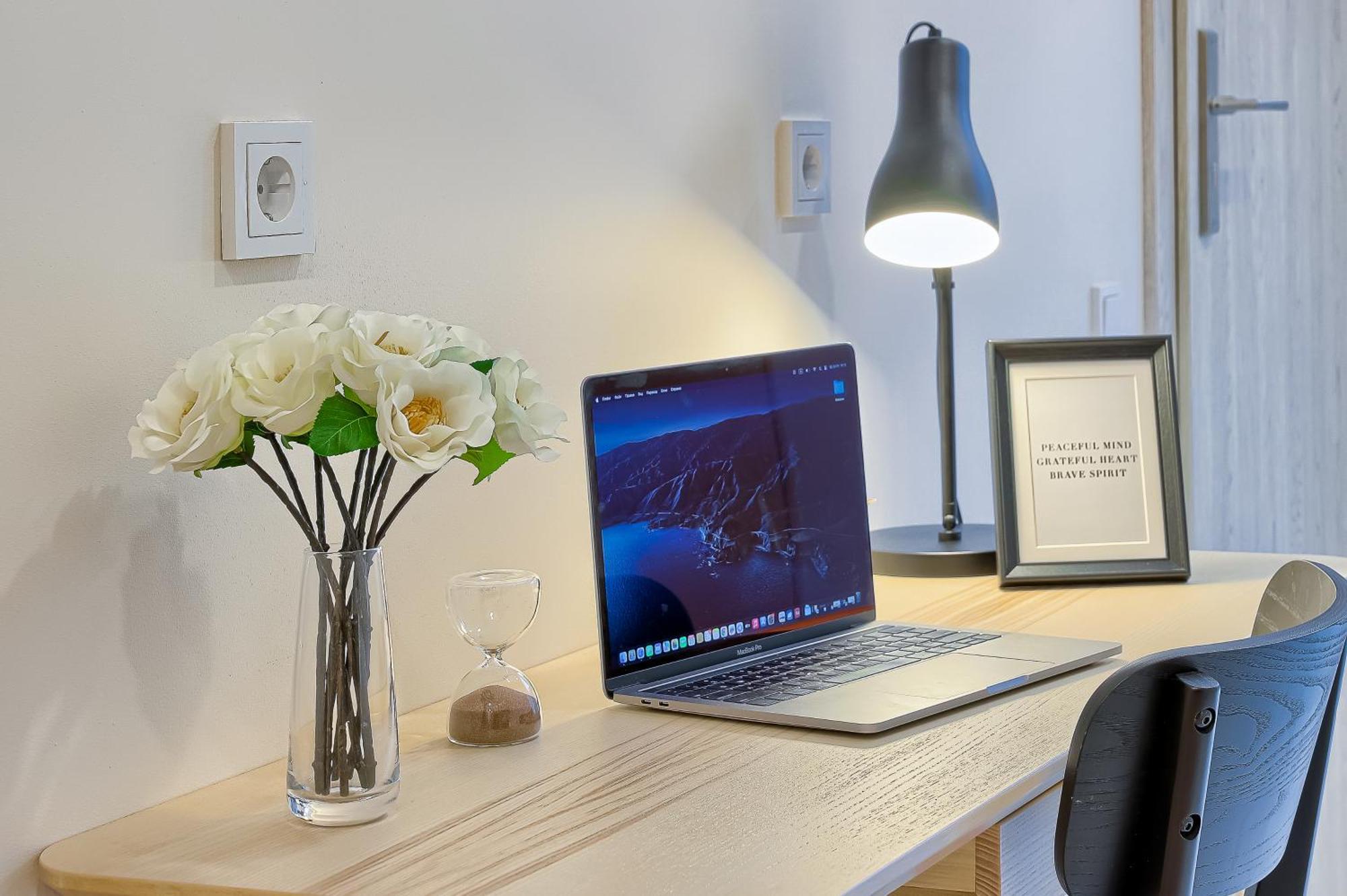 Business-Class Apartments 1 X Free Parking X Self Check In 24X7 VNO Eksteriør bilde