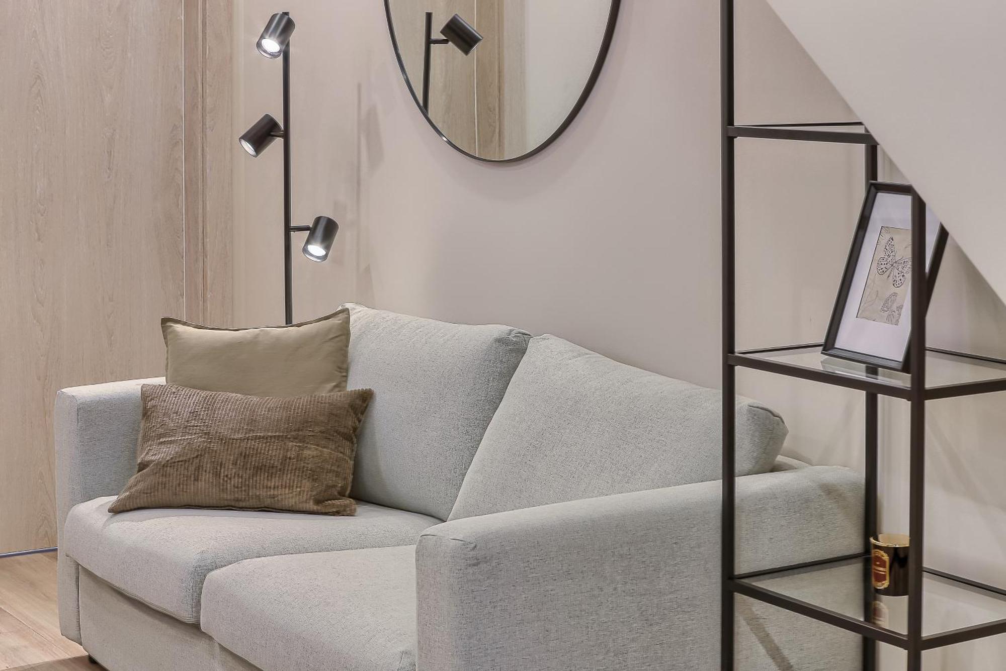 Business-Class Apartments 1 X Free Parking X Self Check In 24X7 VNO Eksteriør bilde